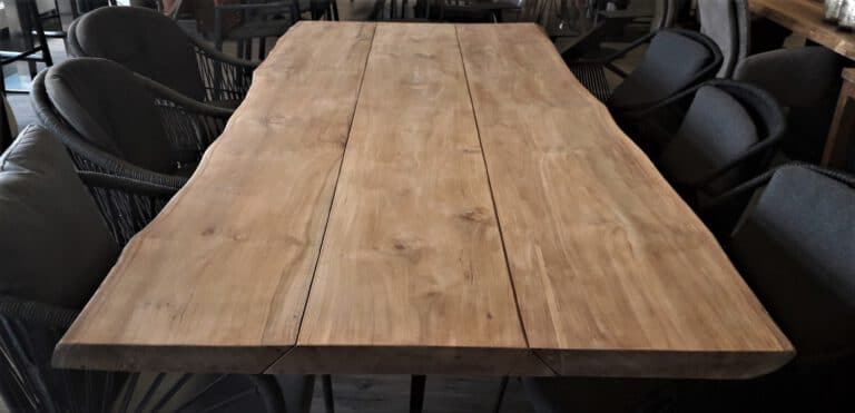 Einzigartige Teak-Tischplatte LURUS mit oder ohne Baumkante